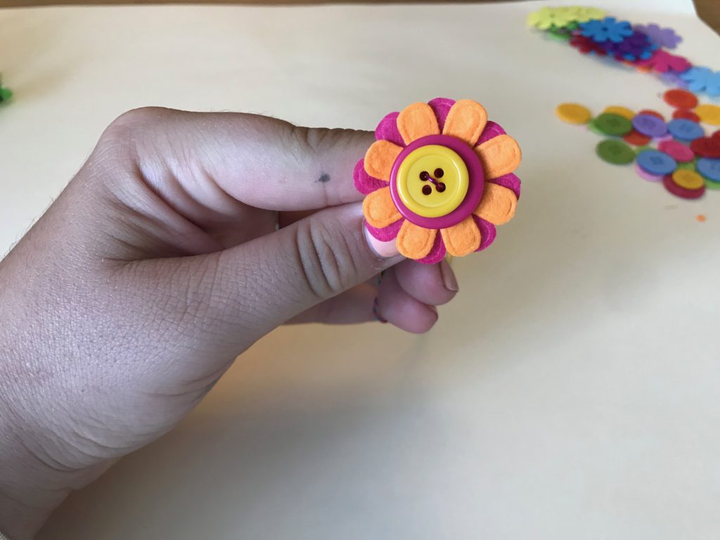Monique DIY Craft Button Felt Bouquets Kit Paper Felt Flowers 3D Puzzle Toy 